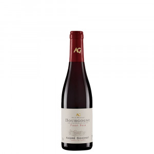 A Goichot Bourgogne Pinot Noir em meia garrafa